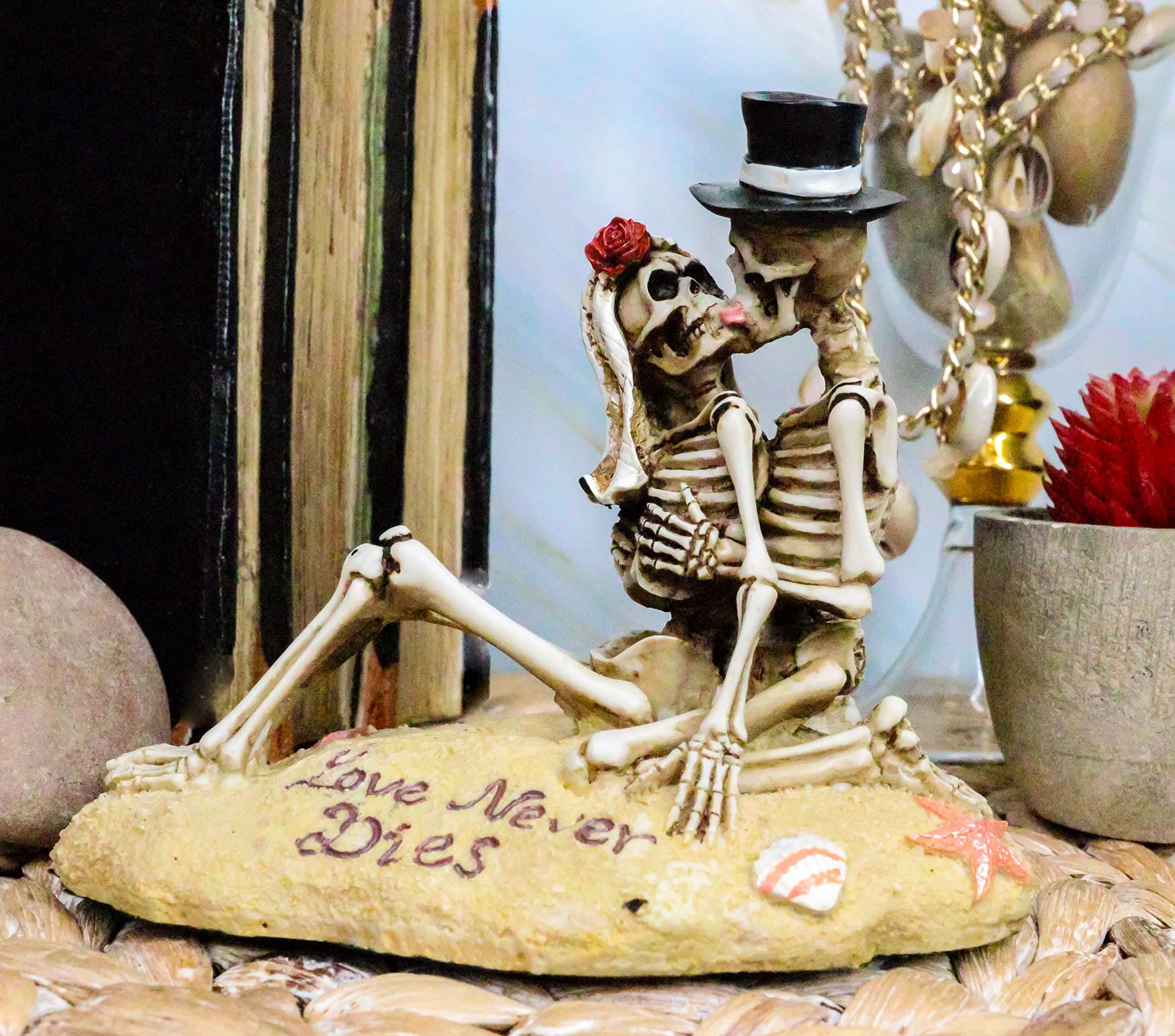 Amazon.com: Ebros Love Never Dies Shipwrecked Castaway Wedding